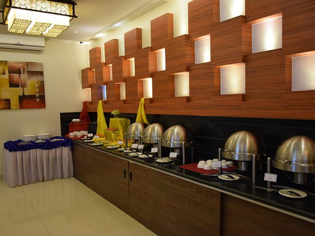 Hotel Sai Jashan Shirdi - Where Blessings & Comfort Meet Esterno foto