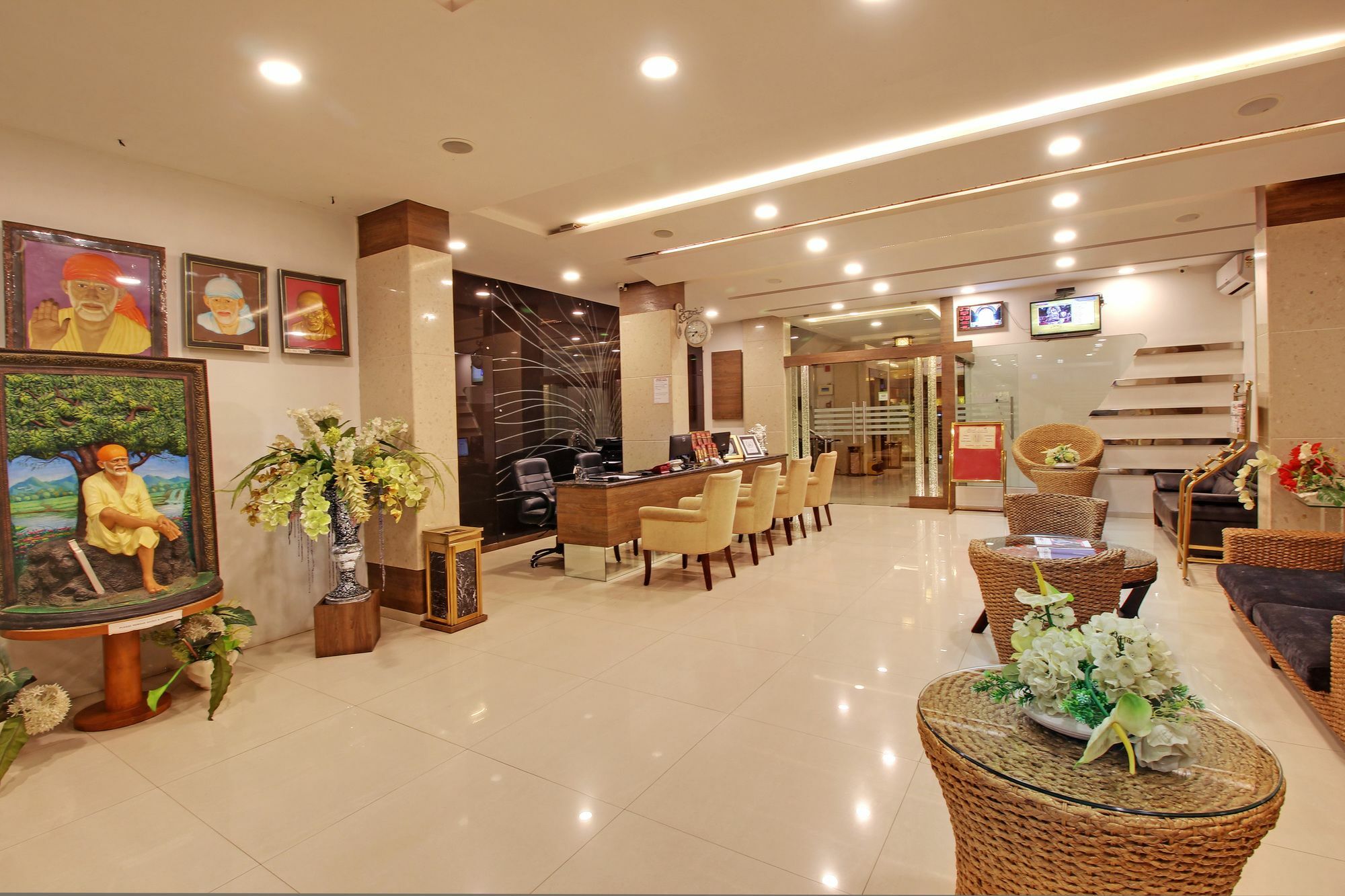 Hotel Sai Jashan Shirdi - Where Blessings & Comfort Meet Esterno foto