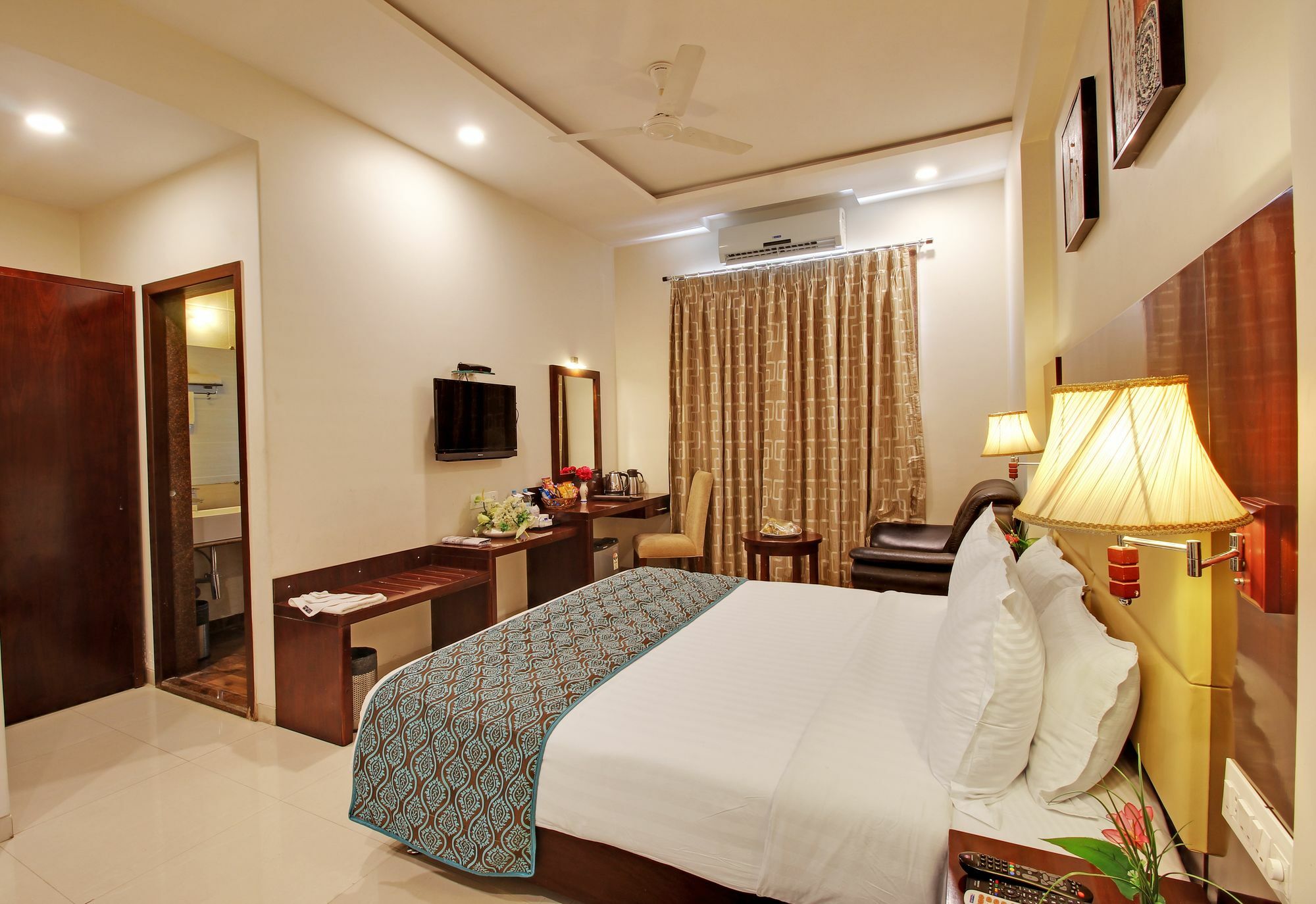 Hotel Sai Jashan Shirdi - Where Blessings & Comfort Meet Esterno foto